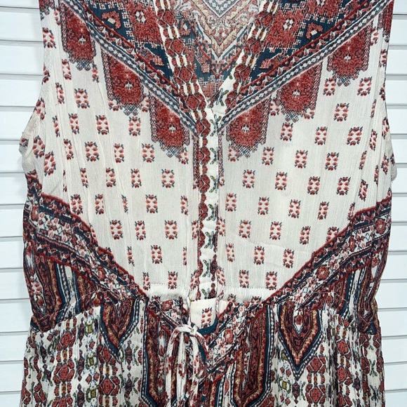 Francesca’s Dress — Large - Picture 3 of 5